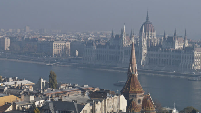 solo travel to budapest