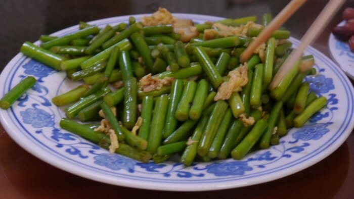 The food was wonderful. These are stir-fried garlic stems. Such a delicate, delicious garlic flavor.