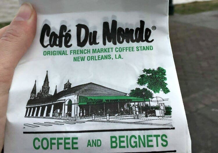 photo, image, new orleans, beignets, cafe du monde