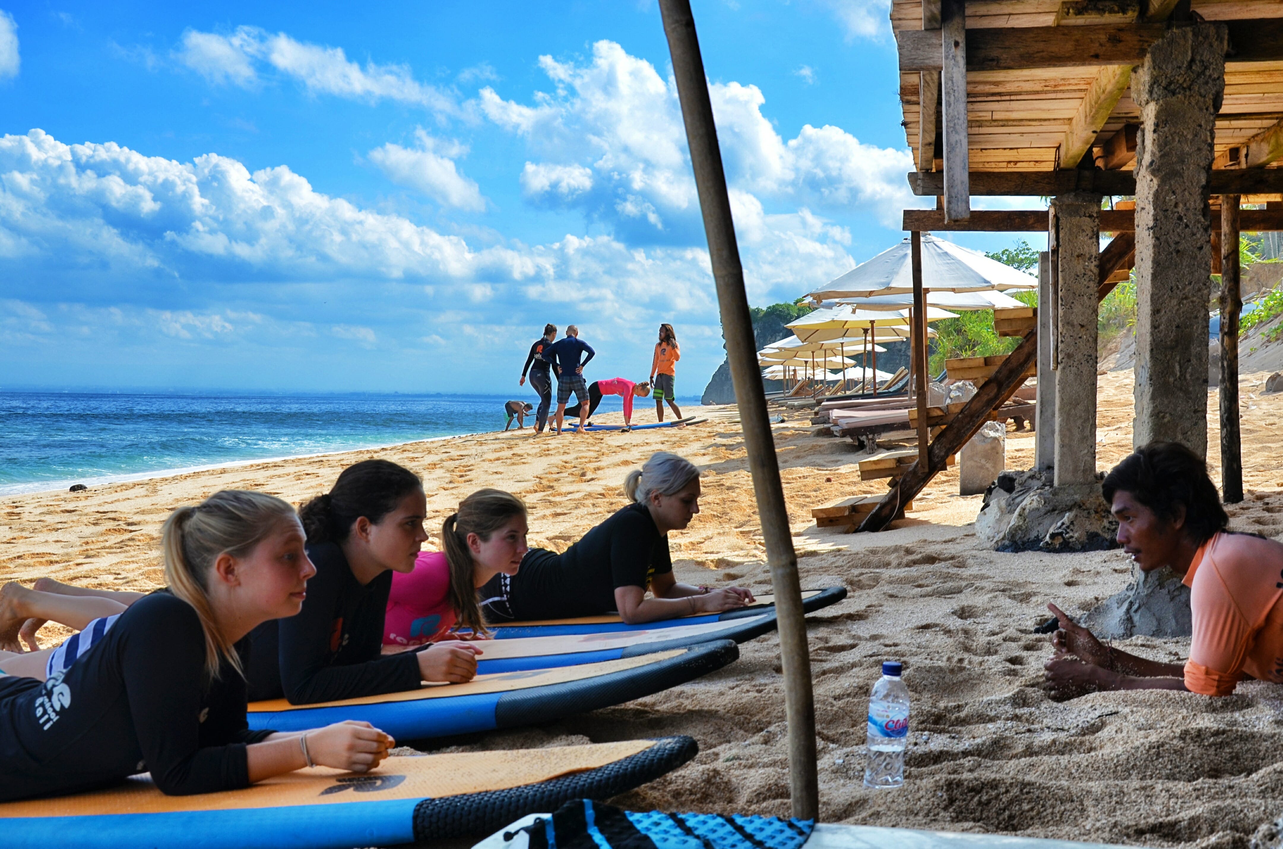 25 Reasons Why Everyone Loves Surfing - Rapture Surfcamps
