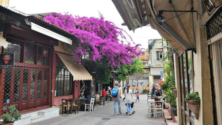 photo, image, street scene, chania, crete, greece