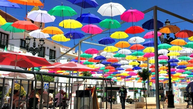 photo, image, umbrellas, central square, torrox