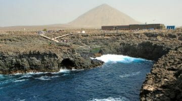 photo, image, buracona caves, sal island, cape verde,