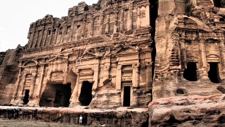 solo travel petra jordan