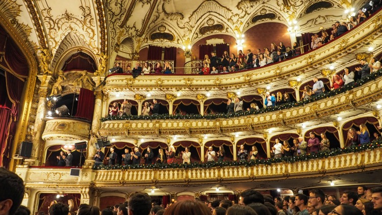 opera, romania, choosing a travel destination