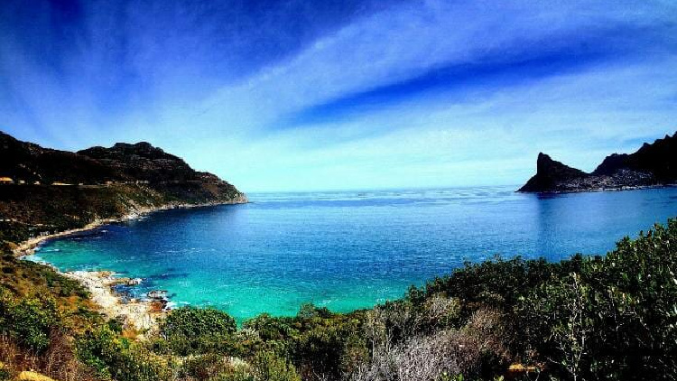 Chapman's Peak Drive in Cape Town, a recommended solo beach vacation destination
