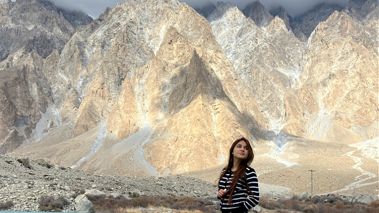 solo female traveler, hunza, pakistan