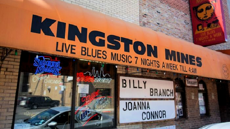 Your budget Chicago trip could include a visit to Kingston Mines blues bar.