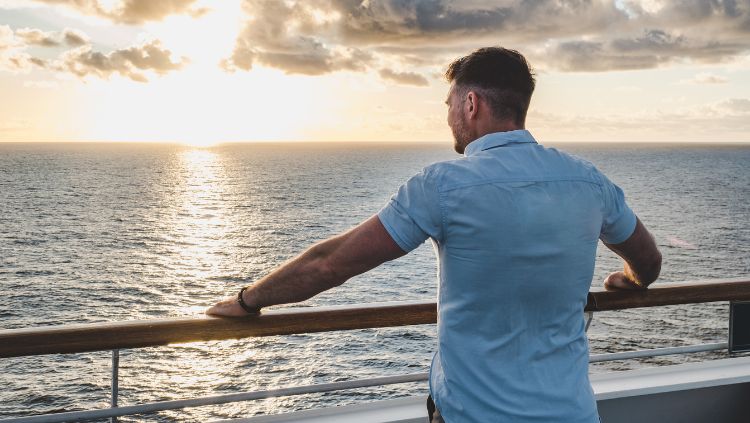 guy on cruise ship all alone