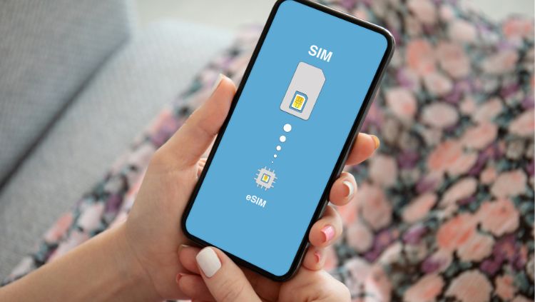 Imagem da tela do celular exibindo o esim para usar o telefone ao viajar