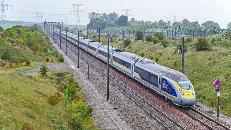 image: efficient train travel eurostar
