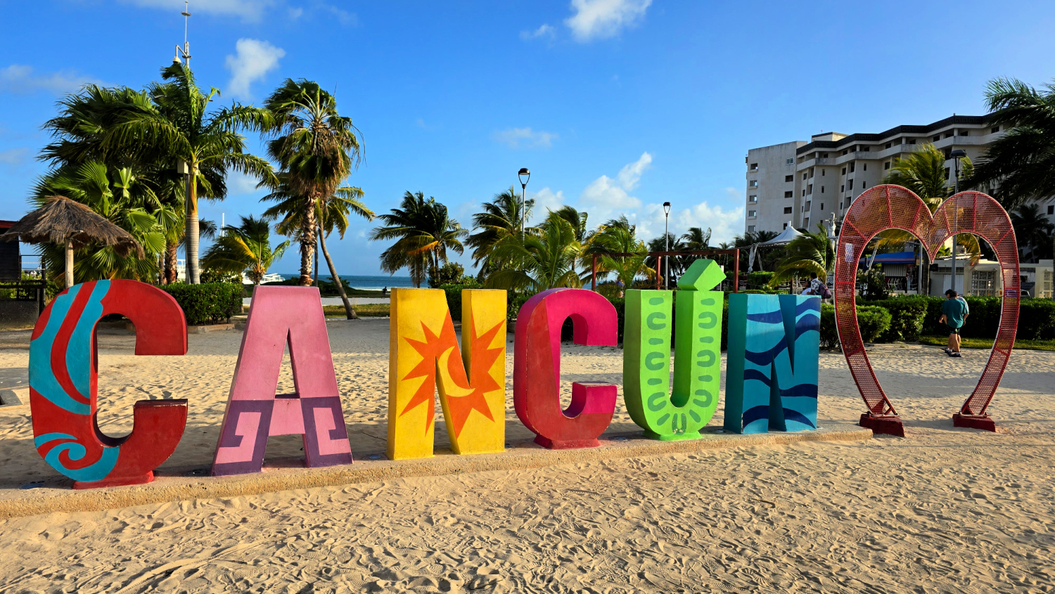 The Cancun sign