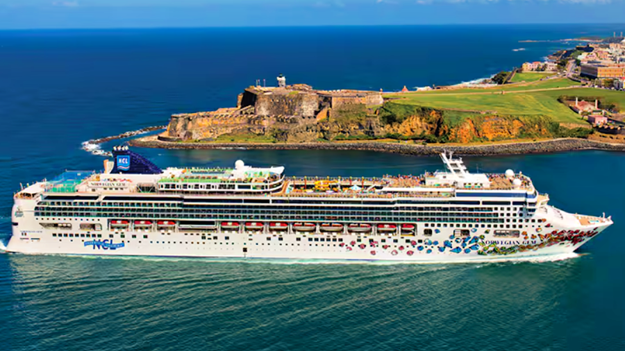 The Norwegian Gem, the ship Joy chose to go solo on a cruise