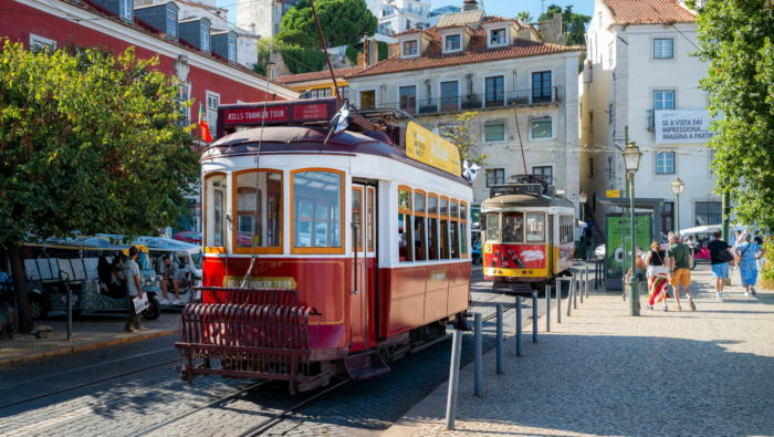 How to Learn More about a Destination: Live Like Locals